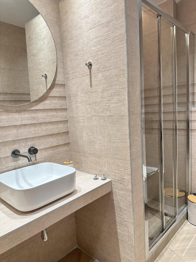 Apartment In The Center Of Agia Sophia Thessaloniki Buitenkant foto